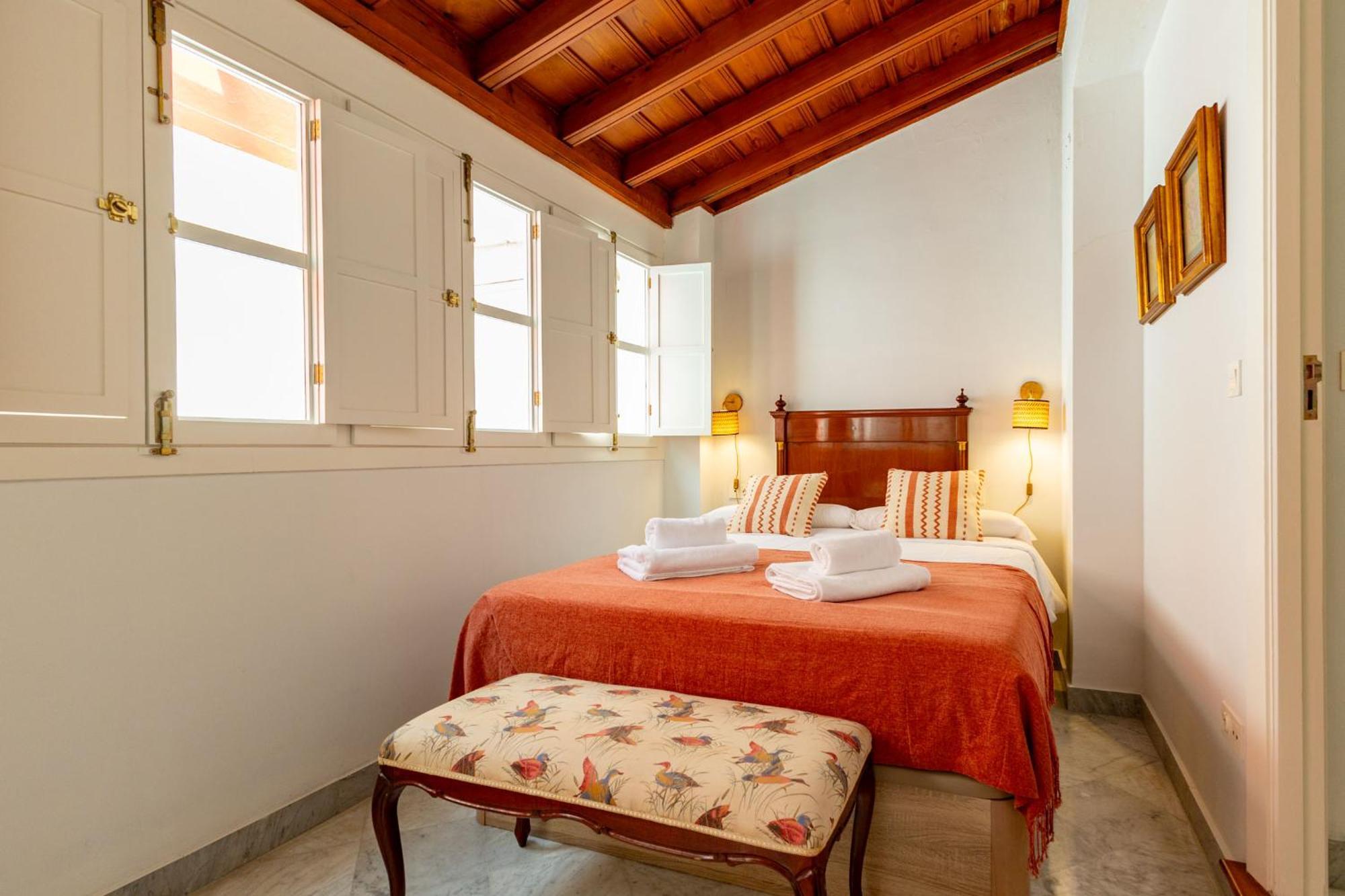 Villa Romana Kindly Apartment Севілья Екстер'єр фото
