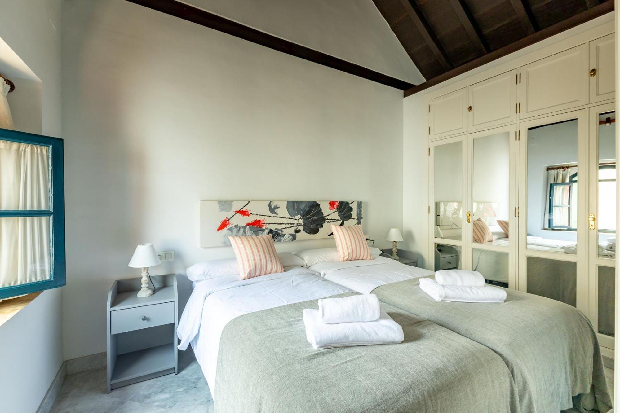 Villa Romana Kindly Apartment Севілья Екстер'єр фото