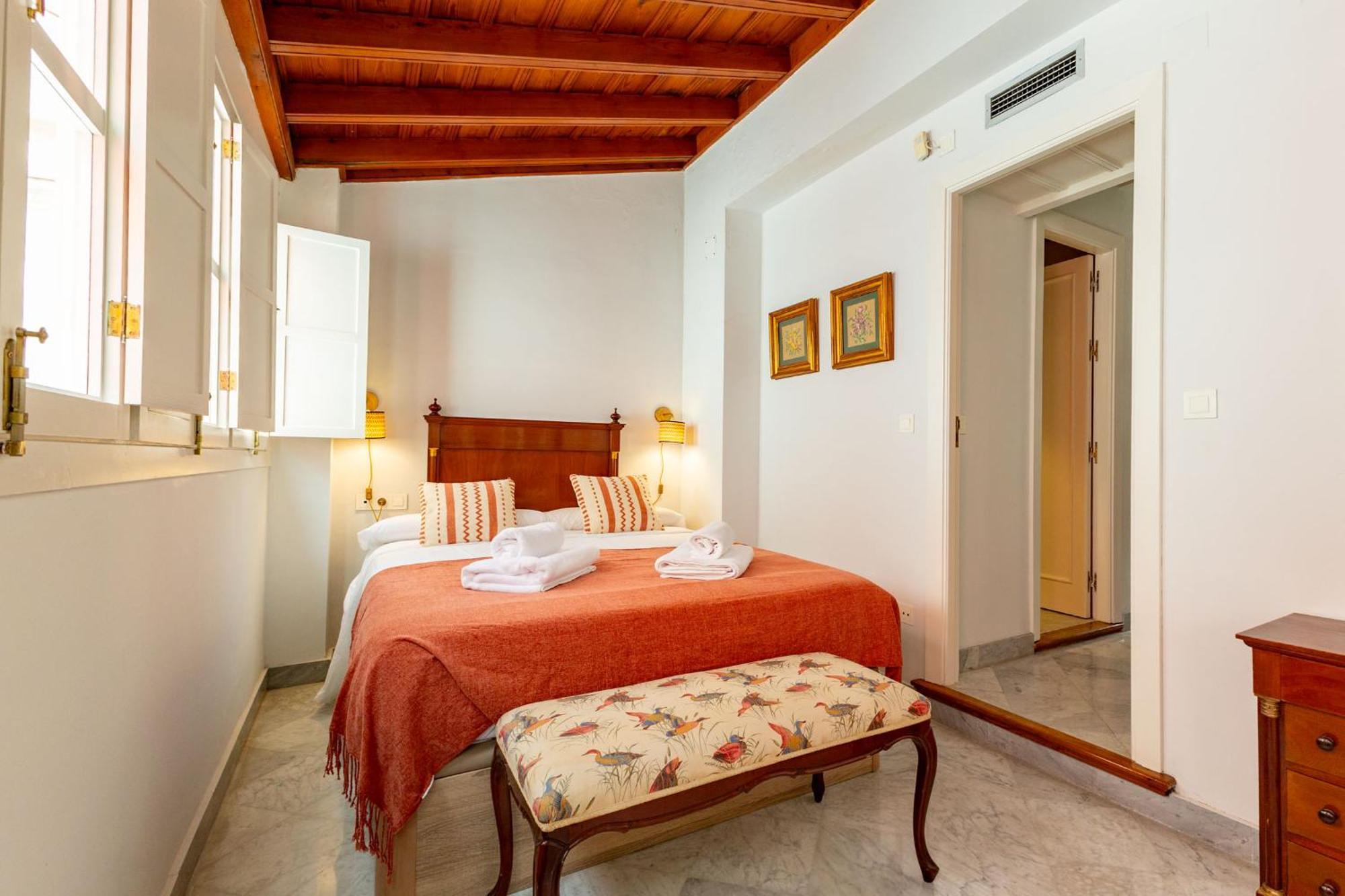 Villa Romana Kindly Apartment Севілья Екстер'єр фото